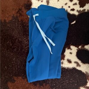 Figs Kade Cargo Royal Blue medium